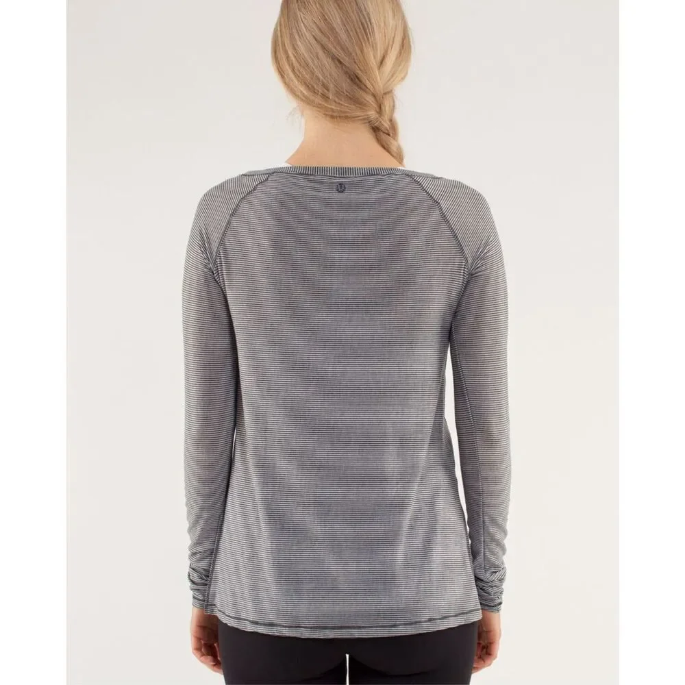 ✨Lululemon Presence Of Mind Long Sleeve Sz Medium Top✨